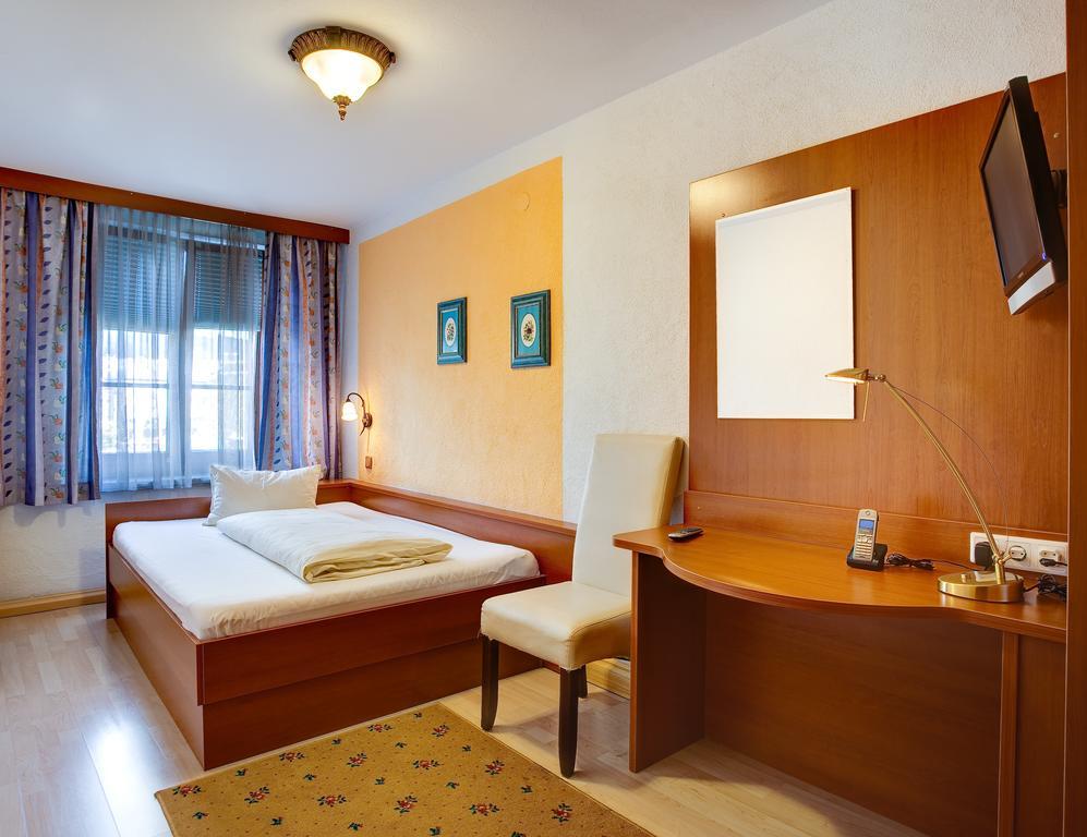 Cityhotel Schwarzer Baer Innsbruck Pokój zdjęcie