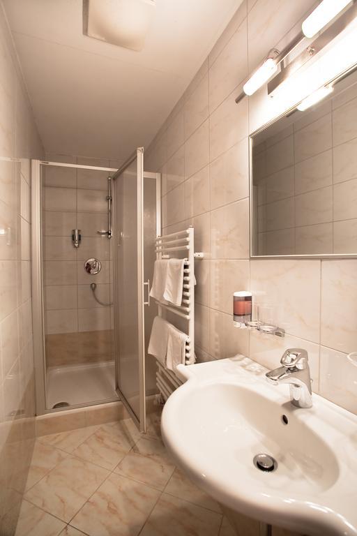 Cityhotel Schwarzer Baer Innsbruck Pokój zdjęcie